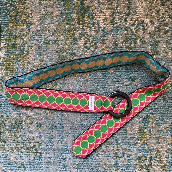 Hadley Poller pink snapdragon reversible print artisan ring belt, size large - Picture 6 of 9